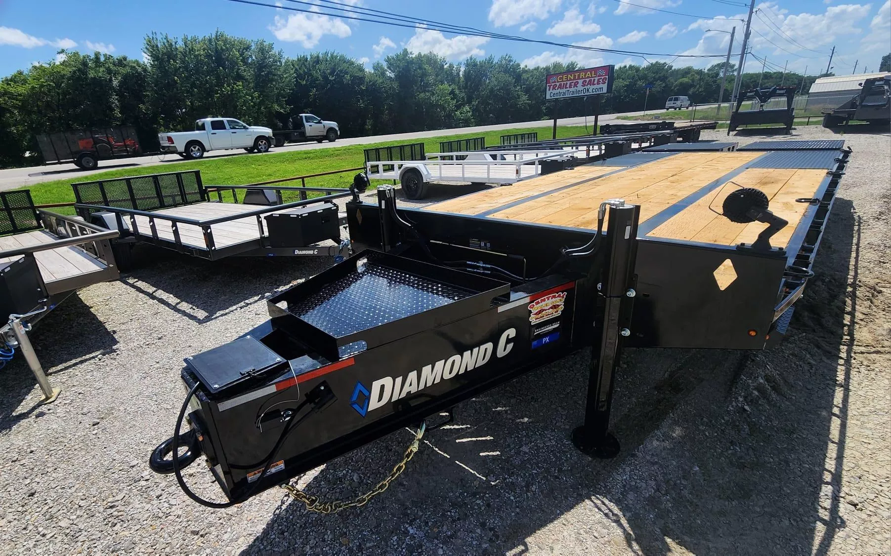 new Equipment / Flatbed Trailers Diamond C Trailers  for sale, in Broken Arrow, OK Thumbnail 2