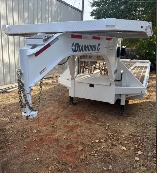 2020 Diamond C Trailers Diamond C FMAX-212  Equipment Trailer