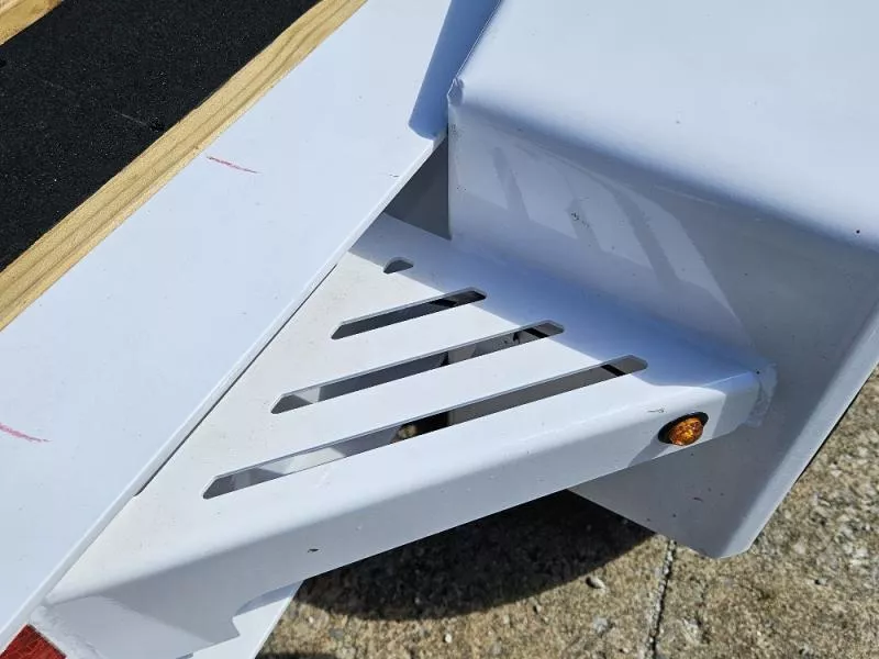 new Equipment / Flatbed Trailers Diamond C Trailers  for sale, in Broken Arrow, OK Thumbnail 11