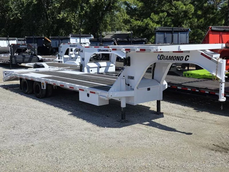 used Equipment / Flatbed Trailers Diamond C Trailers  for sale, in Broken Arrow, OK image-0