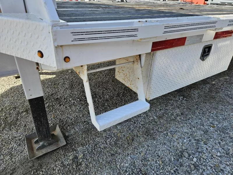 used Equipment / Flatbed Trailers Diamond C Trailers  for sale, in Broken Arrow, OK Thumbnail 16