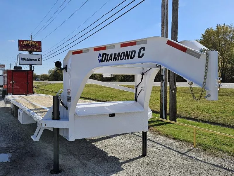used Equipment / Flatbed Trailers Diamond C Trailers  for sale, in Broken Arrow, OK Thumbnail 6