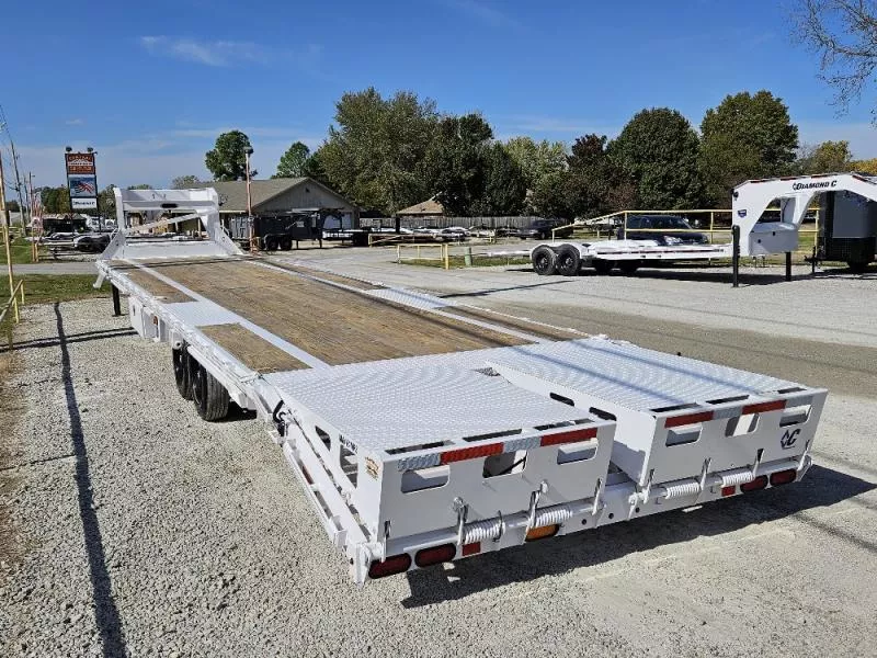 used Equipment / Flatbed Trailers Diamond C Trailers  for sale, in Broken Arrow, OK Thumbnail 2