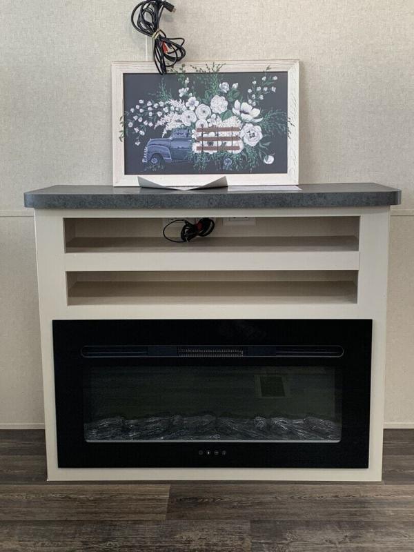 new Park Models Kropf Lakeside for sale, in Rocky Mount, VA Thumbnail 4