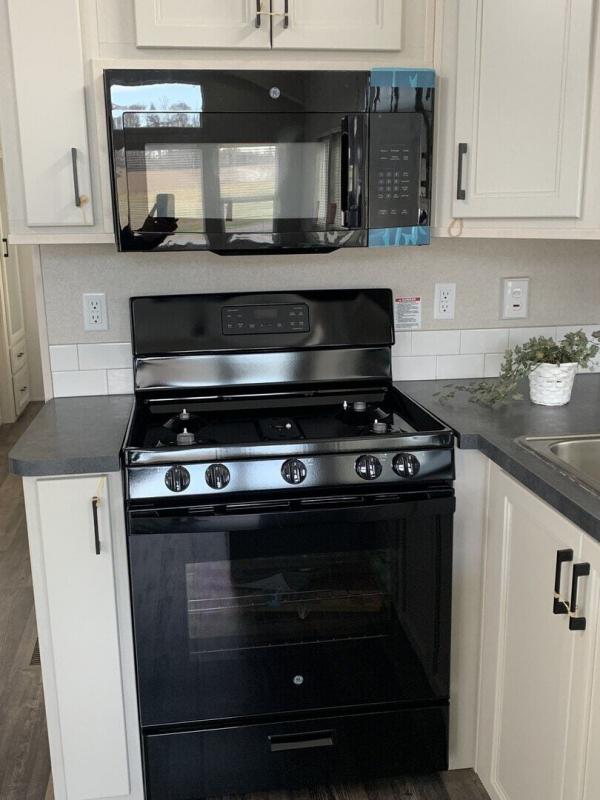 new Park Models Kropf Lakeside for sale, in Rocky Mount, VA Thumbnail 27