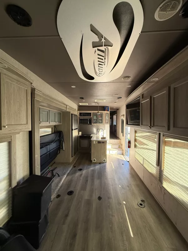 used Toy Haulers Eclipse RV Attitude for sale, in Phoenix, AZ Thumbnail 7