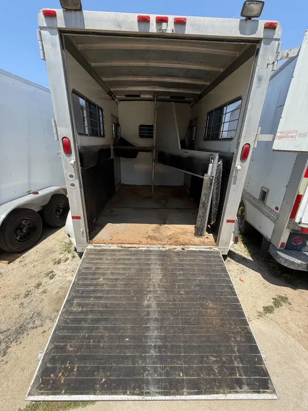 used Horse Trailers Sundowner Trailers  for sale, in Los Angeles, CA Thumbnail 3