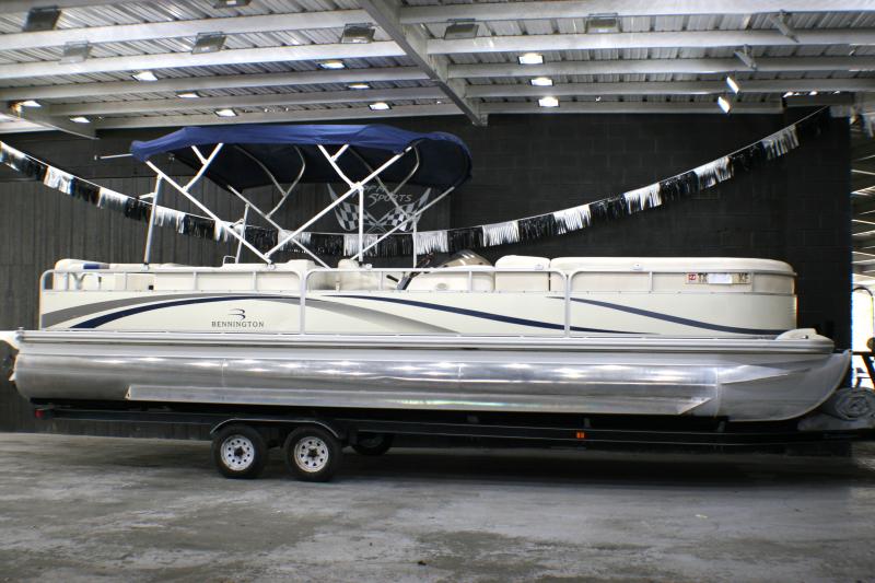 2005 Bennington 2875RLX Pontoon Boat