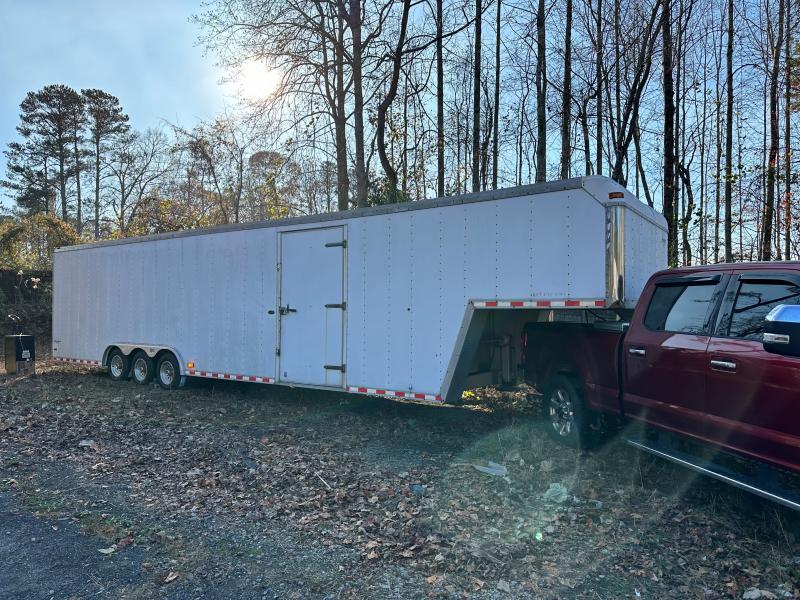1998 Pace American SCG840TTA3 Enclosed Car Hauler Trailers