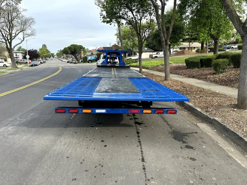 used Equipment / Flatbed Trailers Diamond C Trailers  for sale, in Hayward, CA Thumbnail 14