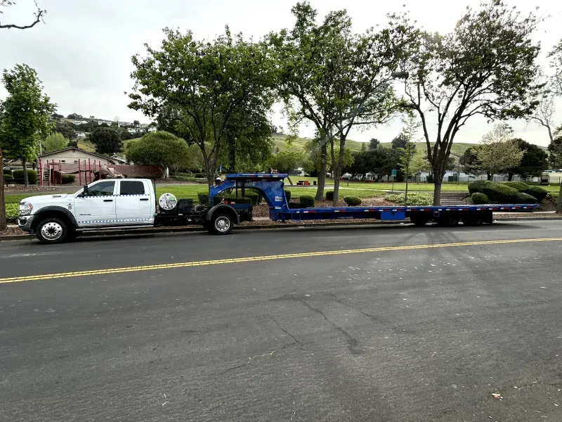 used Equipment / Flatbed Trailers Diamond C Trailers  for sale, in Hayward, CA Thumbnail 2