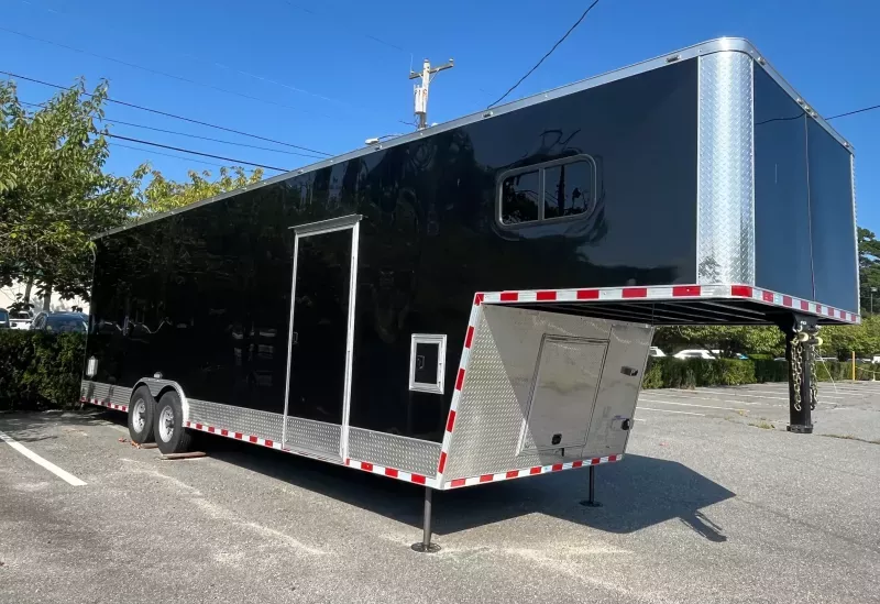 36' Gooseneck Trailer