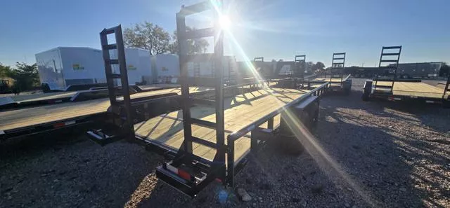 new Equipment / Flatbed Trailers Golden  for sale, in Lampasas, TX Thumbnail 5