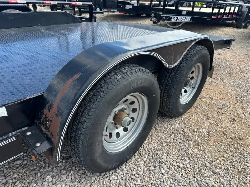 used Car Haulers / Racing Trailers Diamond C Trailers  for sale, in Lampasas, TX Thumbnail 5