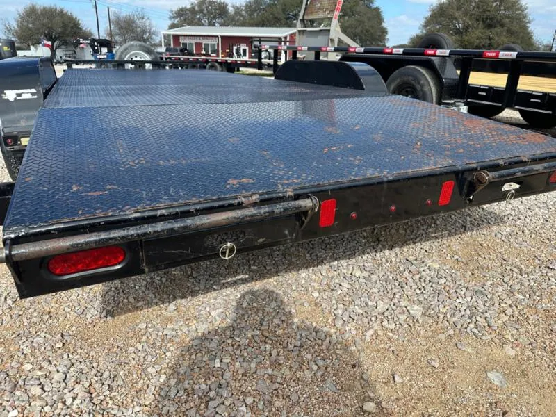 used Car Haulers / Racing Trailers Diamond C Trailers  for sale, in Lampasas, TX Thumbnail 7
