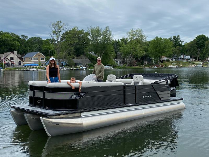 2020 Crest 240 Tritoon 24ft 2020 Crest 240 Tritoon 24ft