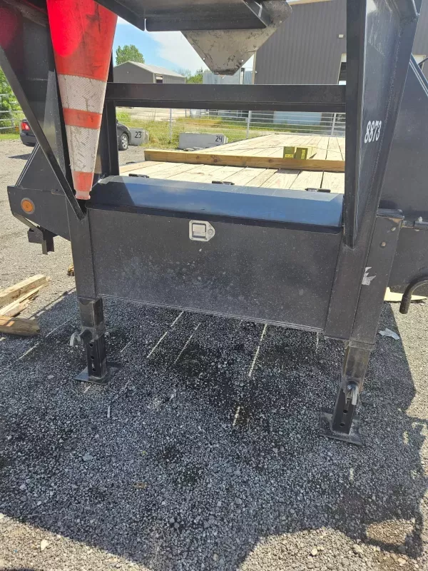 used Equipment / Flatbed Trailers Load Trail  for sale, in Fort Worth, TX Thumbnail 3