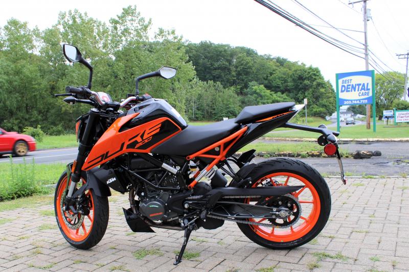 2020 KTM 200 Duke 2020 KTM 200 Duke