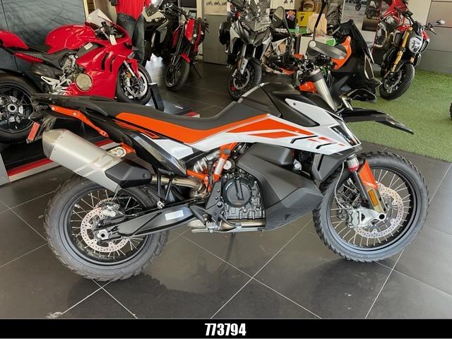 2020 KTM 790 ADVENTURE R Motorcycle (Dual Purpose) 2020 KTM 790 ADVENTURE R Motorcycle (Dual Purpose)