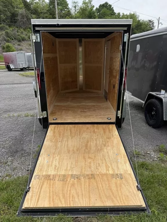 new Cargo (Enclosed) Trailers Homesteader Trailers  for sale, in New Tazewell, TN Thumbnail 8