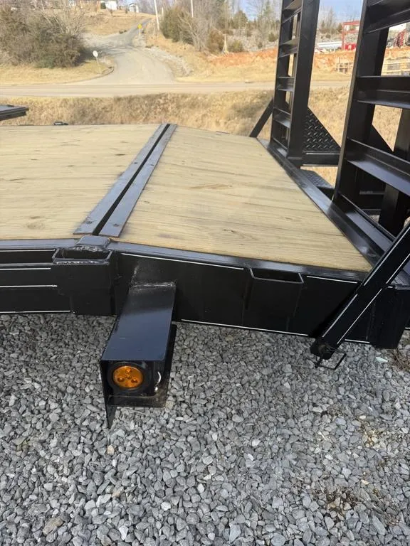 new Equipment / Flatbed Trailers Native Trailers  for sale, in New Tazewell, TN Thumbnail 8