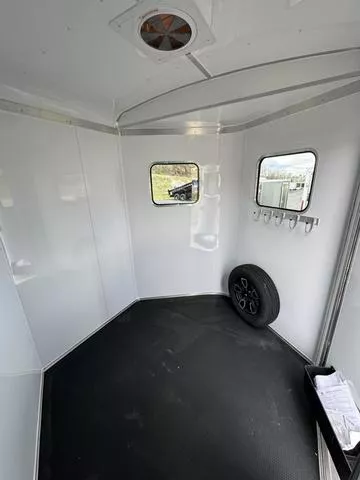 used Horse Trailers Homesteader Trailers  for sale, in New Tazewell, TN Thumbnail 22