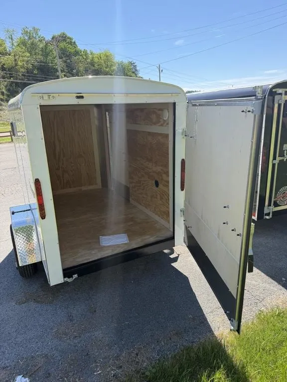new Cargo (Enclosed) Trailers Homesteader Trailers  for sale, in New Tazewell, TN Thumbnail 3