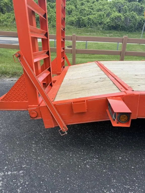 used Equipment / Flatbed Trailers Native Trailers  for sale, in New Tazewell, TN Thumbnail 7