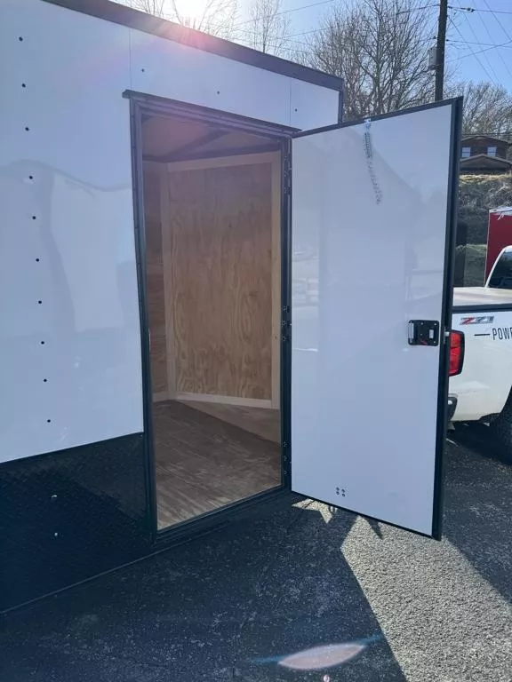 new Cargo (Enclosed) Trailers Homesteader Trailers  for sale, in New Tazewell, TN Thumbnail 7