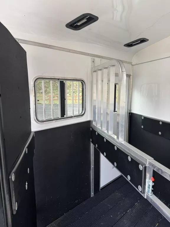 used Horse Trailers Homesteader Trailers  for sale, in New Tazewell, TN Thumbnail 15