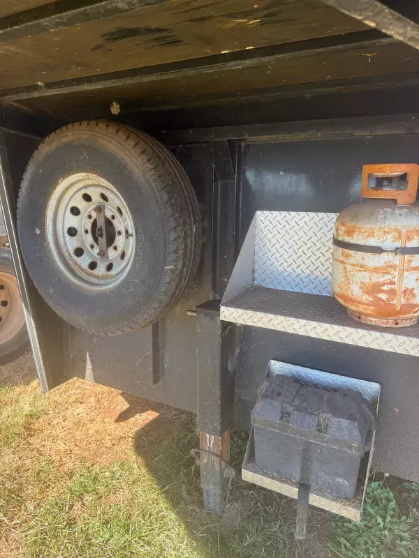 used Horse Trailers Hawk Trailers  for sale, in Shelby, NC Thumbnail 12