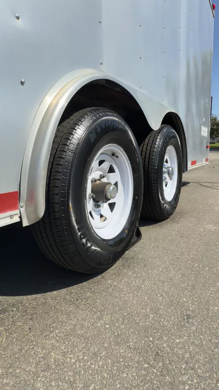 used Car Haulers / Racing Trailers Haulmark  for sale, in Canoga Park, CA Thumbnail 3