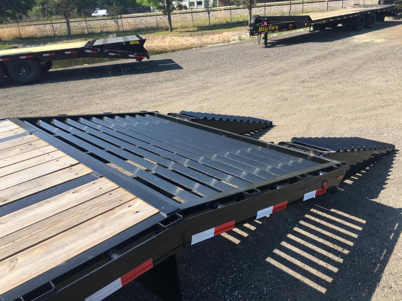 25PH25BK+5MR BIG TEX 30' FLATBED TRAILER W/ LOAD RANGE G 14PLY TIRES
