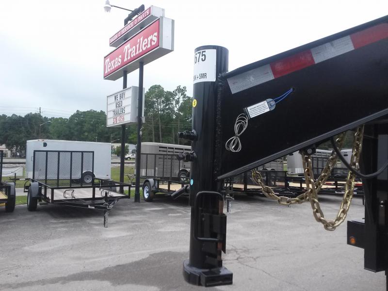 14GN20BK+5MR BIG TEX 25' GOOSENECK TANDEM FLAT BED W/ MEGA RAMPS