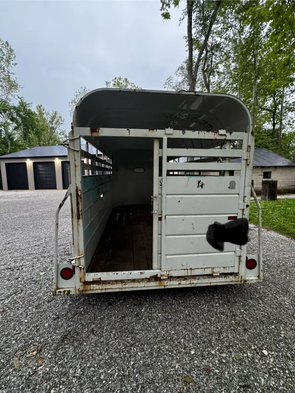 2003 C&M 16ft stock trailer Horse & Livestock