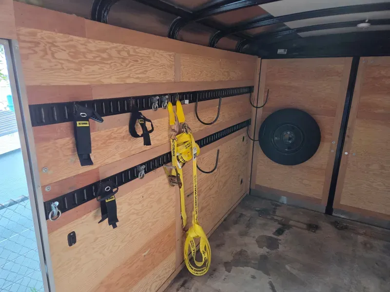 used Cargo (Enclosed) Trailers Interstate  for sale, in Davenport, CA Thumbnail 8