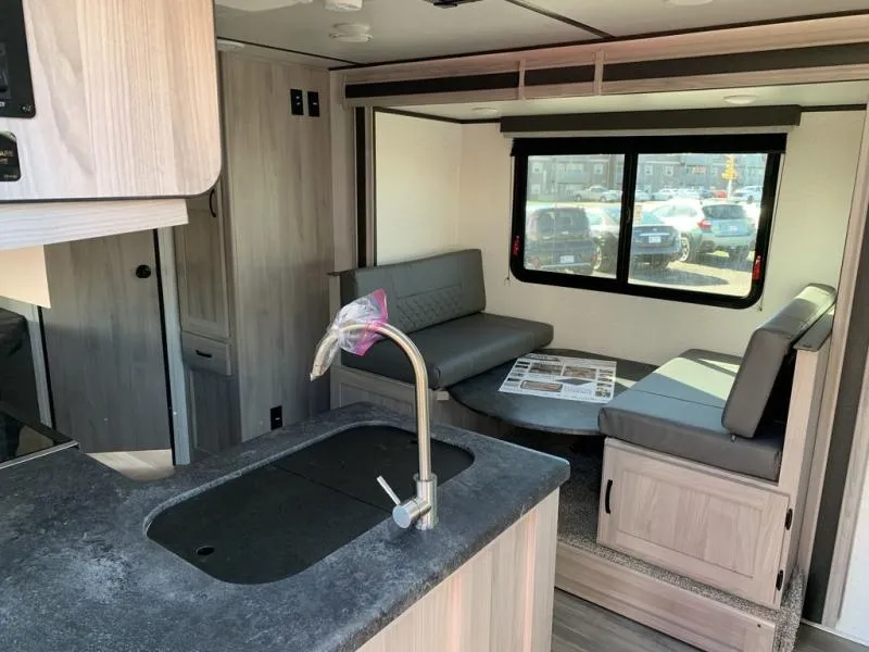 2023 Coachmen RV