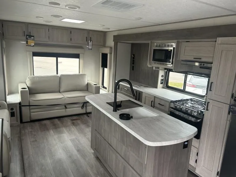 2025 Coachmen RV