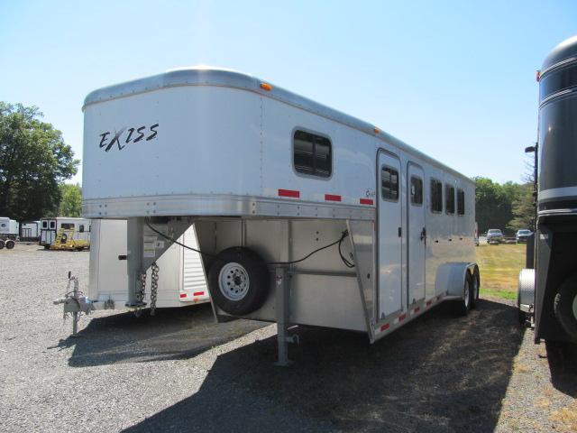 2010 Exiss Trailers 4 Horse Sport Slant Load GN Horse Trailer 2010 Exiss Trailers 4 Horse Sport Slant Load GN Horse Trailer