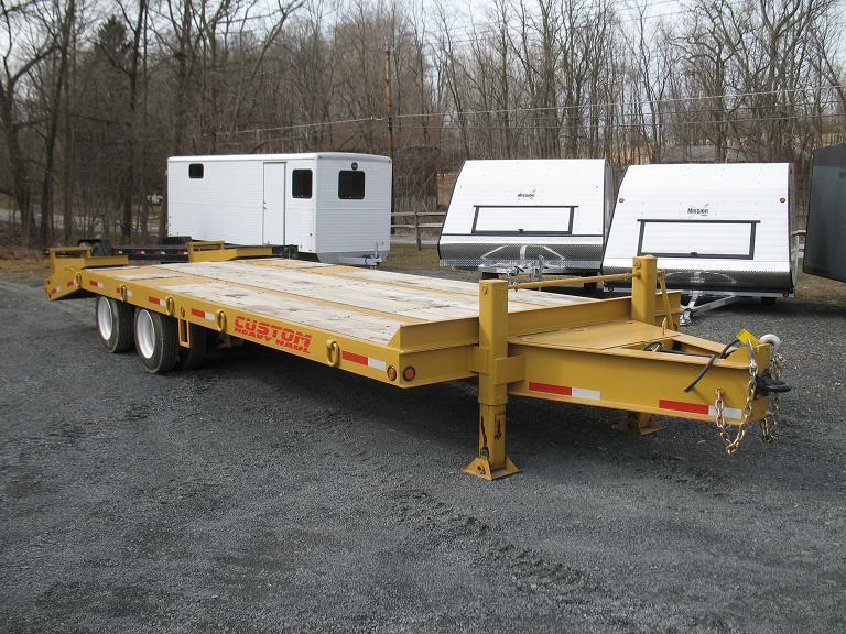 Custom Heavy Haul 20 Ton Equipment Trailer Custom Heavy Haul 20 Ton Equipment Trailer