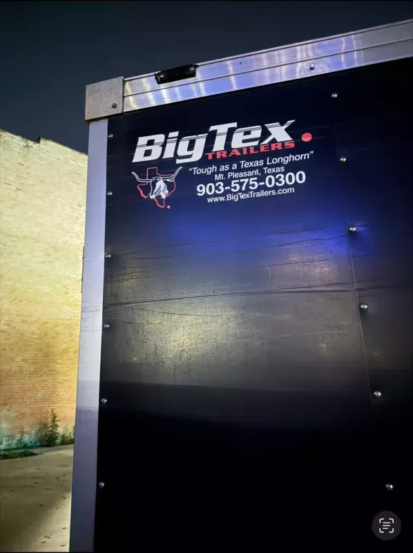 used Cargo (Enclosed) Trailers Wells Cargo  for sale, in Austin, TX Thumbnail 5