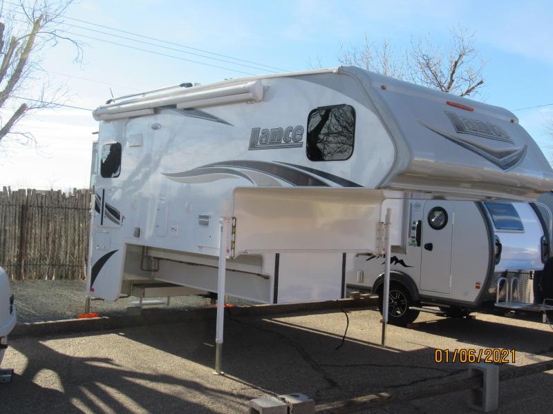 2019 Lance 975 Truck Camper 2019 Lance 975 Truck Camper