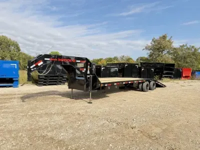 2027 MAXX-D Trailers YDX/YDB 32' X 102" Engineered Deckover W/ 16k axles, Hydraulic dovetail