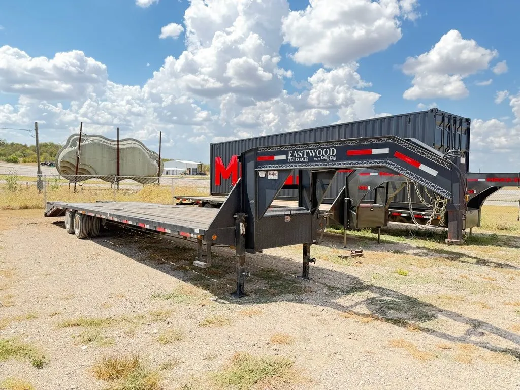 2020 East Texas Trailers 40' X 102" Deckover Gooseneck With 15K Axles 