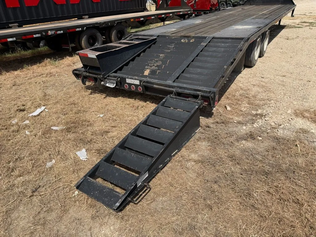 used Equipment / Flatbed Trailers East Texas Trailers  for sale, in West, TX Thumbnail 5