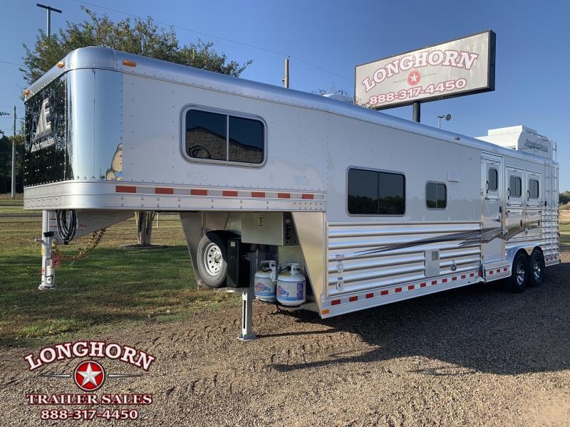 2022 Elite 3 Horse 12.8ft Living Quarter with Generator Horse Trailer 2022 Elite 3 Horse 12.8ft Living Quarter with Generator Horse Trailer