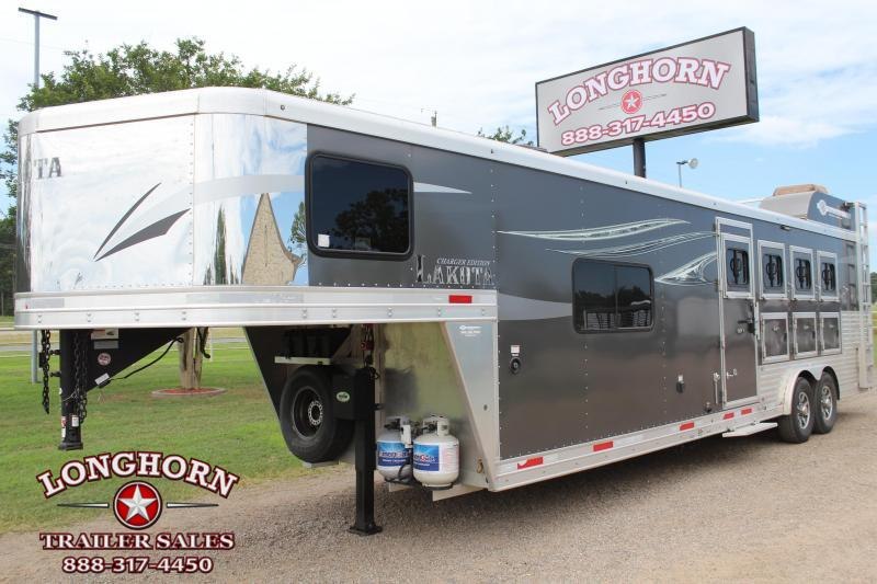 2019 Lakota 4 Horse 11ft LQ with Portable Generator 2019 Lakota 4 Horse 11ft LQ with Portable Generator