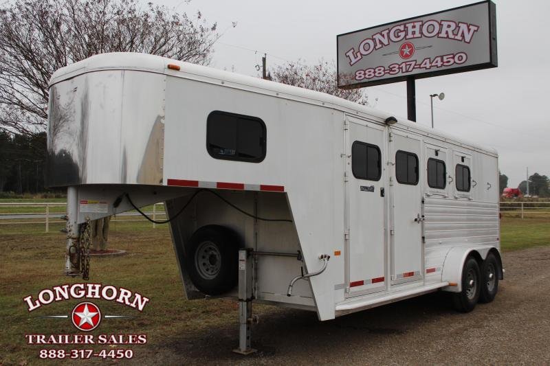 2004 Hart Trailers 3 Horse Goosneck With Front Tack Room Horse Trailer 2004 Hart Trailers 3 Horse Goosneck With Front Tack Room Horse Trailer