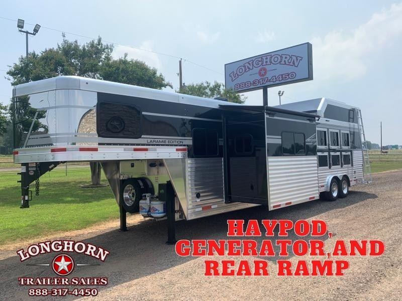 2022 SMC 4 Horse 14ft Living Quarter with Slide Out and Generator 2022 SMC 4 Horse 14ft Living Quarter with Slide Out and Generator