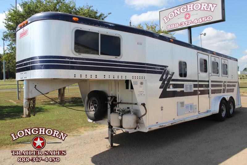 1995 Sooner 3 Horse 8ft LQ Horse Trailer 1995 Sooner 3 Horse 8ft LQ Horse Trailer